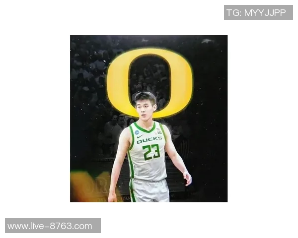 林葳在俄勒冈大学积极训练与队友们共同参与团建活动展现团队精神 林葳在俄勒冈大学积极训练与队友们共同参与团建活动展现团队精神