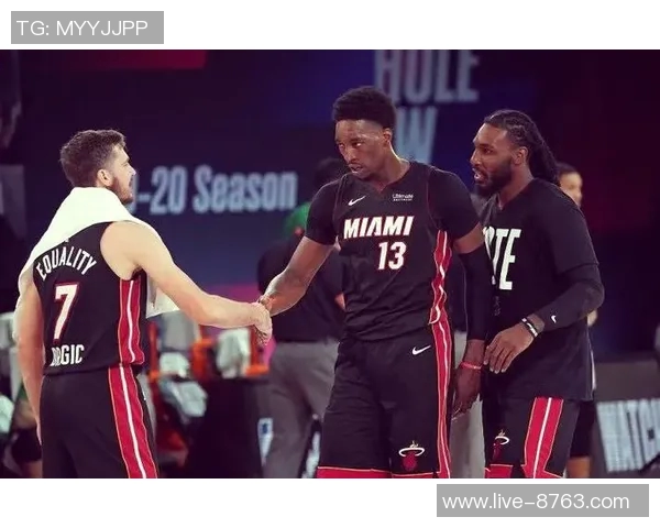 热火队宣布阿德巴约因右膝挫伤缺席本场比赛将不再回归 热火队宣布阿德巴约因右膝挫伤缺席本场比赛将不再回归