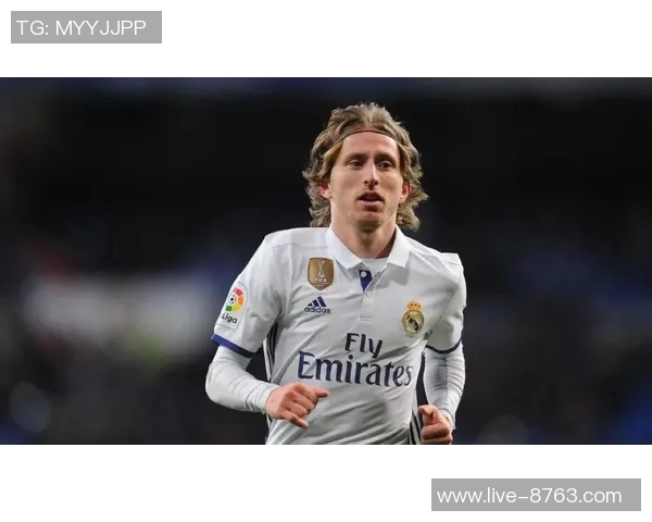 安布罗西尼赞莫德里奇正能量如马尔蒂尼般激励队友 安布罗西尼赞莫德里奇正能量如马尔蒂尼般激励队友