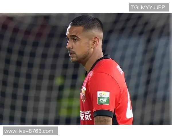 亚足联宣布海港外援古斯塔沃因暴力行为被红牌罚停赛三场并罚款2000美元 亚足联宣布海港外援古斯塔沃因暴力行为被红牌罚停赛三场并罚款2000美元