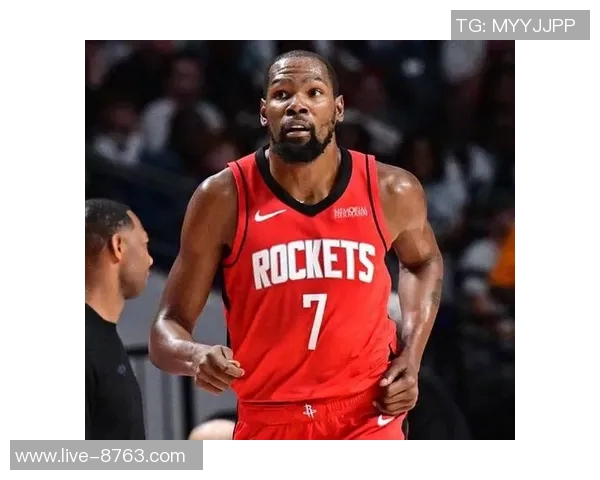 CC签约耐克鞋合同成联盟第六人榜单新星詹姆斯杜兰特字母哥同列