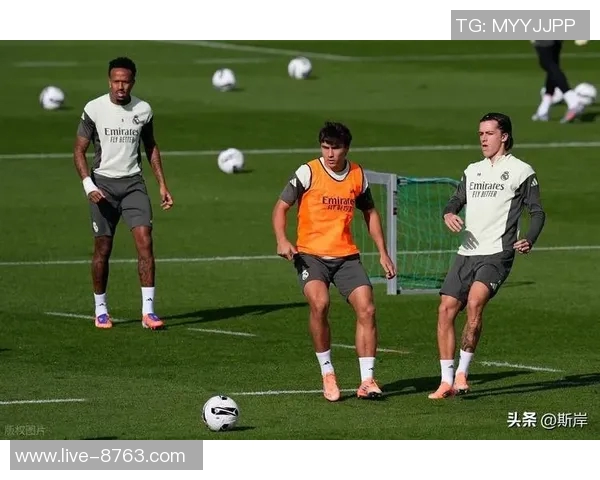 赫伊森因小腿伤缺席国家队皇马仍期待他能及时复出迎战国家德比 赫伊森因小腿伤缺席国家队皇马仍期待他能及时复出迎战国家德比