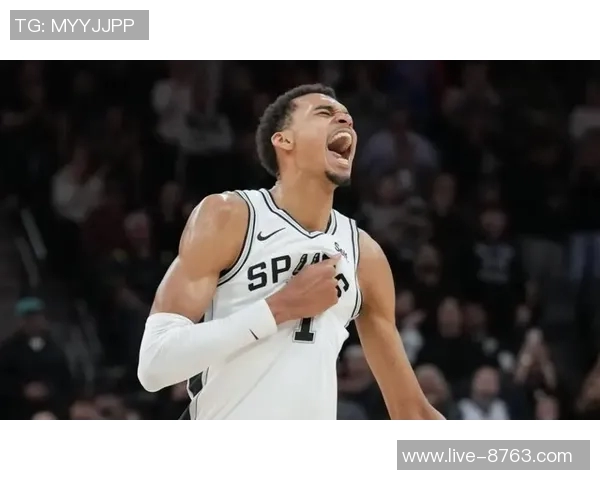 名嘴点评文班亚马身体变化超预期展现强壮实力 名嘴点评文班亚马身体变化超预期展现强壮实力