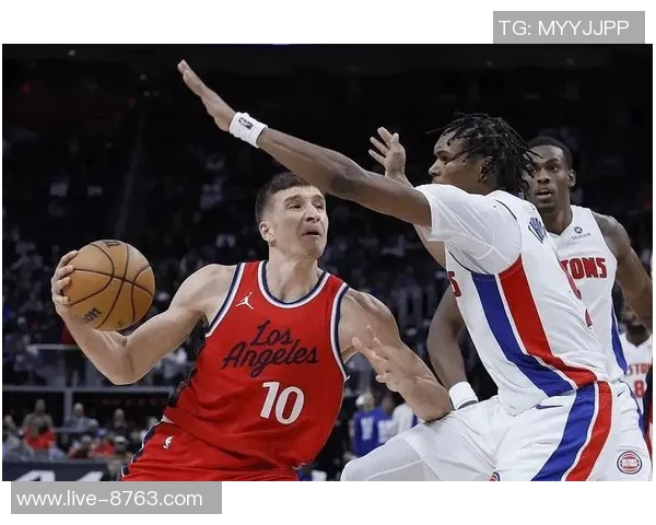 快船主场对决国王科林斯出战存疑博格丹缺席归期未定引关注