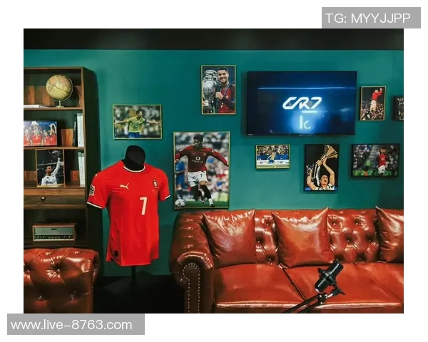 C罗推出新款香水CR7能量灵感源自他的活力与冲劲